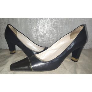 St. John Navy Black Patent Cap Toe Pumps Sz 9B